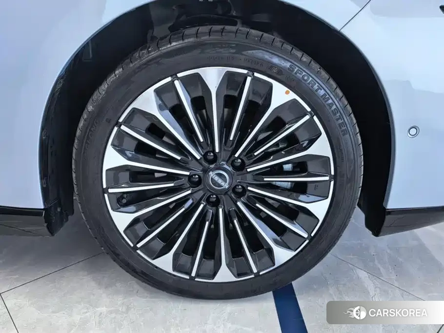 Nissan N7 id 4629468 из Китая 16