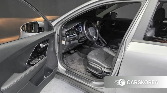 Kia The New Niro id 4741018 из Кореи 33