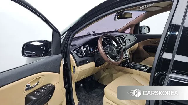 Kia All New Carnival id 3602416 из Кореи 20