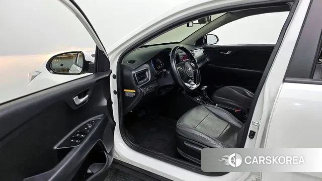 Kia Stonic id 2932048 из Кореи 20