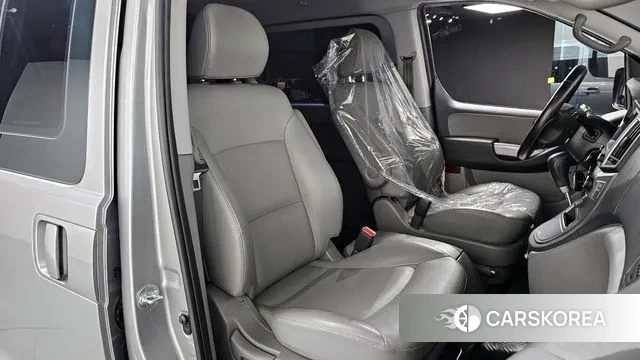 Hyundai The New Grand Starex id 3676402 из Кореи 20