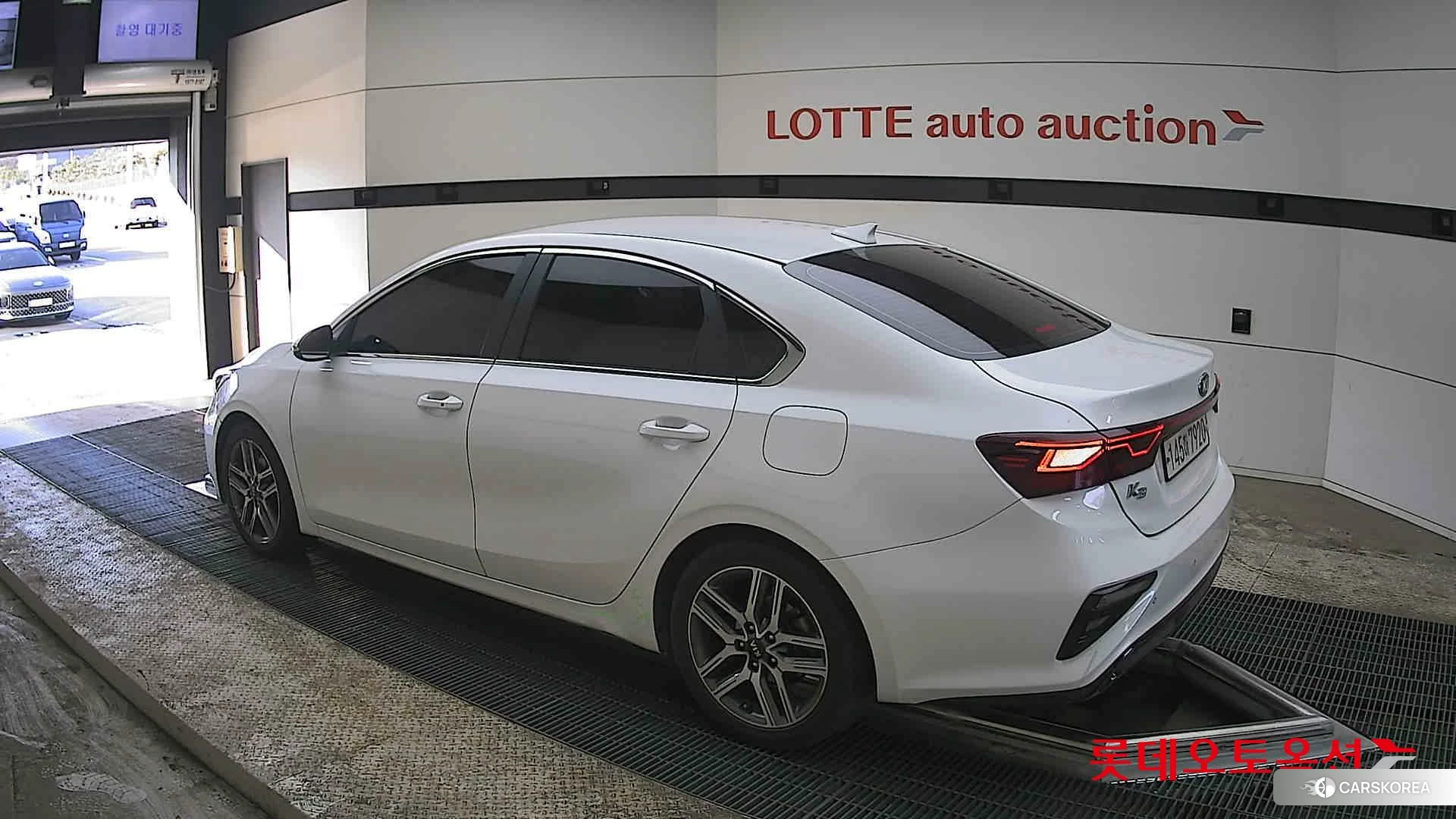 Kia K3 id 3882153 из Кореи 36