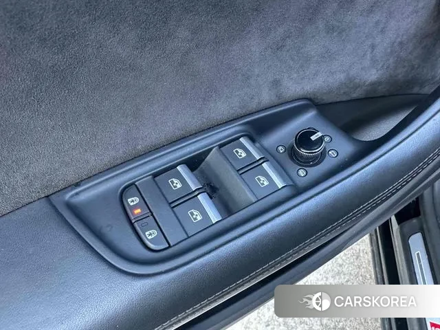 Audi Q8 (4M) id 3385493 из Кореи 17