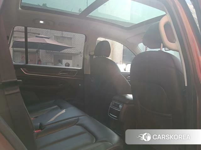 Roewe RX8 id 4216299 из Китая 13