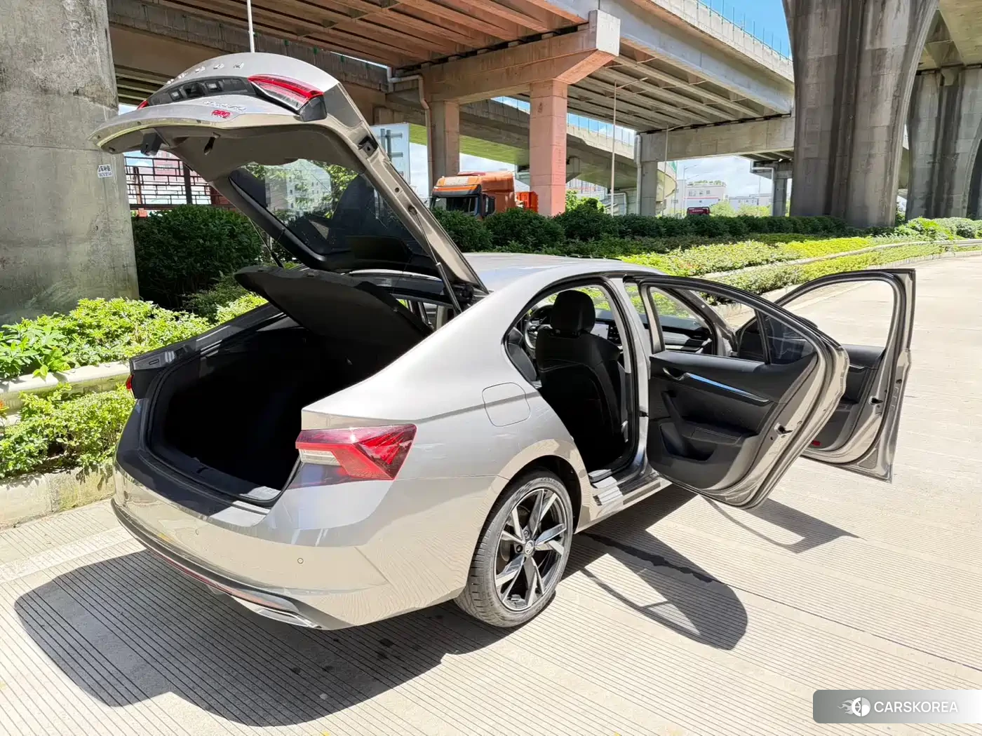 Skoda Octavia id 4578291 из Китая 20