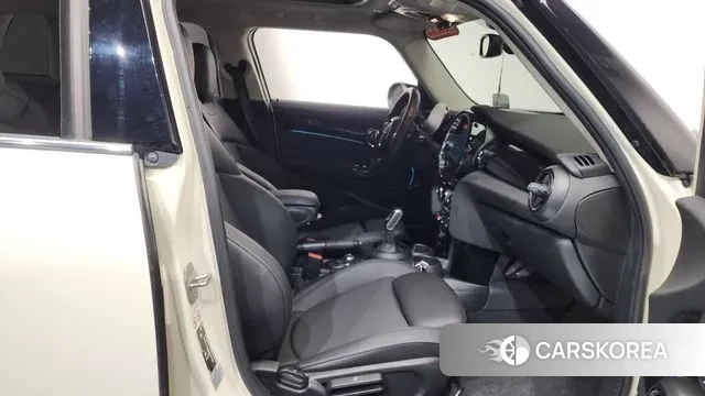 Mini Cooper S id 3777306 из Кореи 20