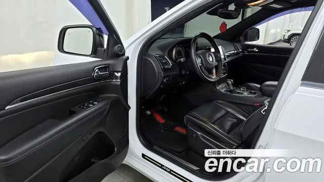 Jeep Grand Cherokee id 2917506 из Кореи 20