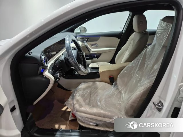 Mercedes-Benz A-Class W177 id 3914024 из Кореи 19