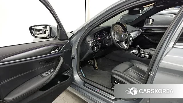 BMW 5 Series (G30) id 3560919 из Кореи 20