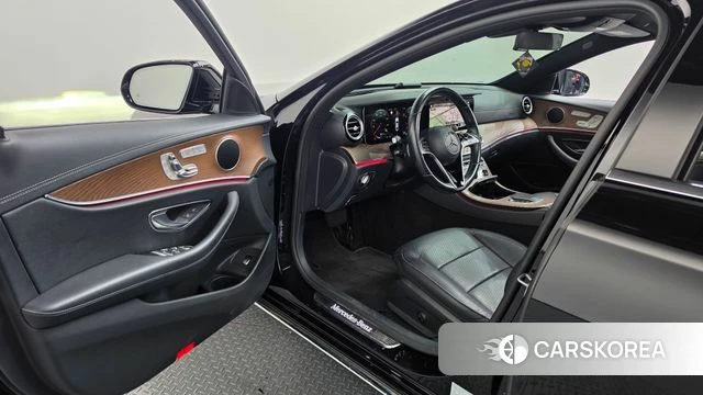 Mercedes-Benz E-Class W213 id 4764599 из Кореи 36