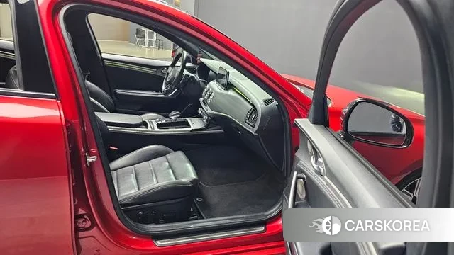 Kia Stinger id 3622395 из Кореи 20