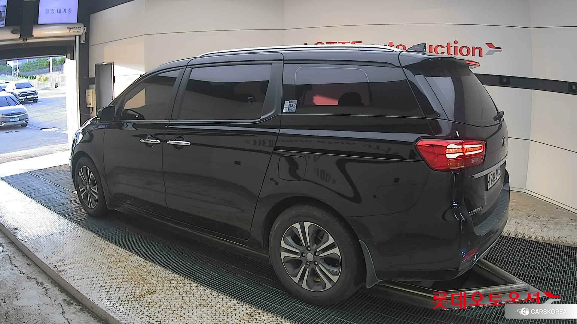 Kia Carnival id 4674183 из Кореи 37