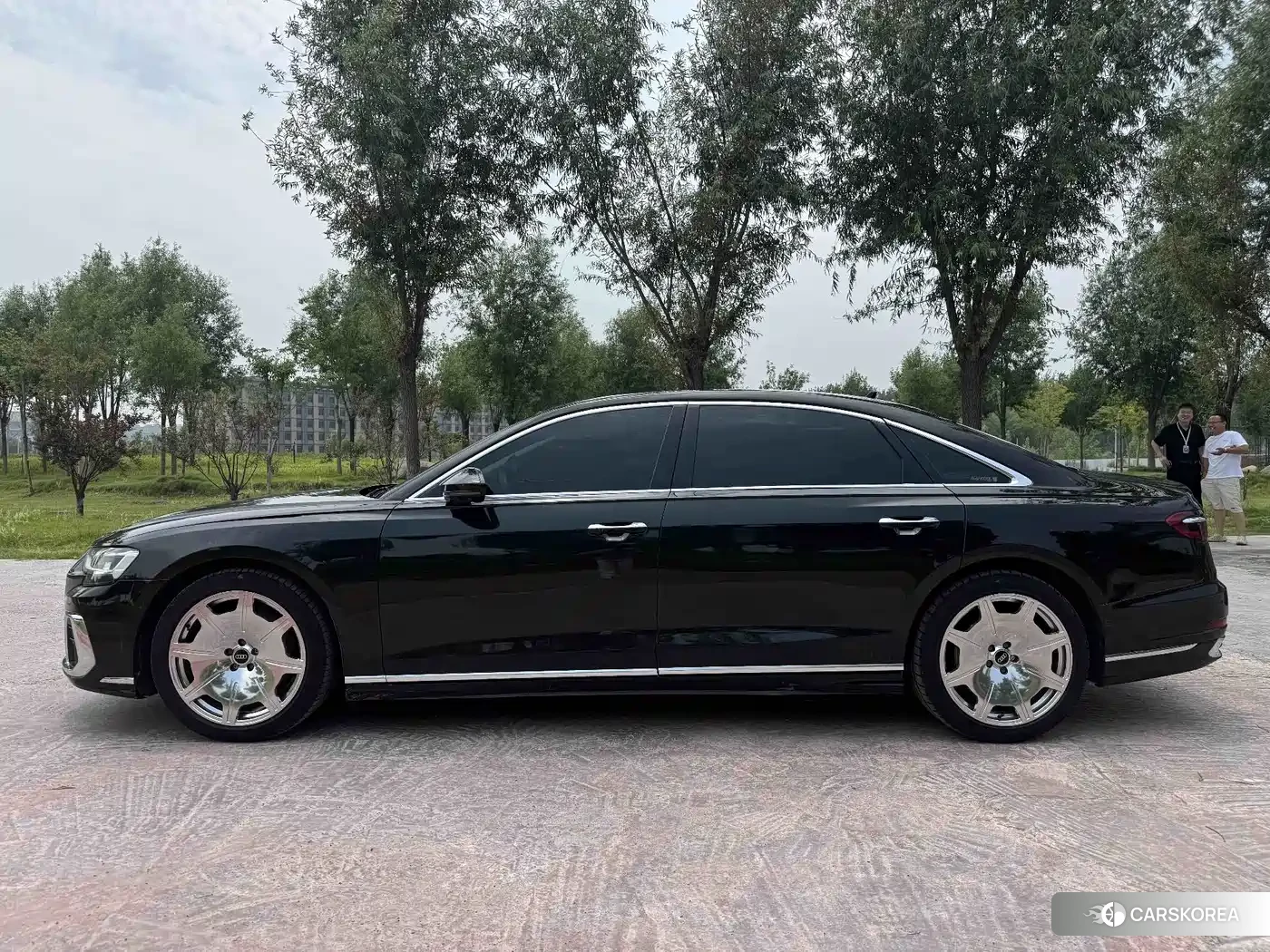 Audi A8 id 4570656 из Китая 13
