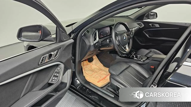 BMW 1 Series (F40) id 3877784 из Кореи 20