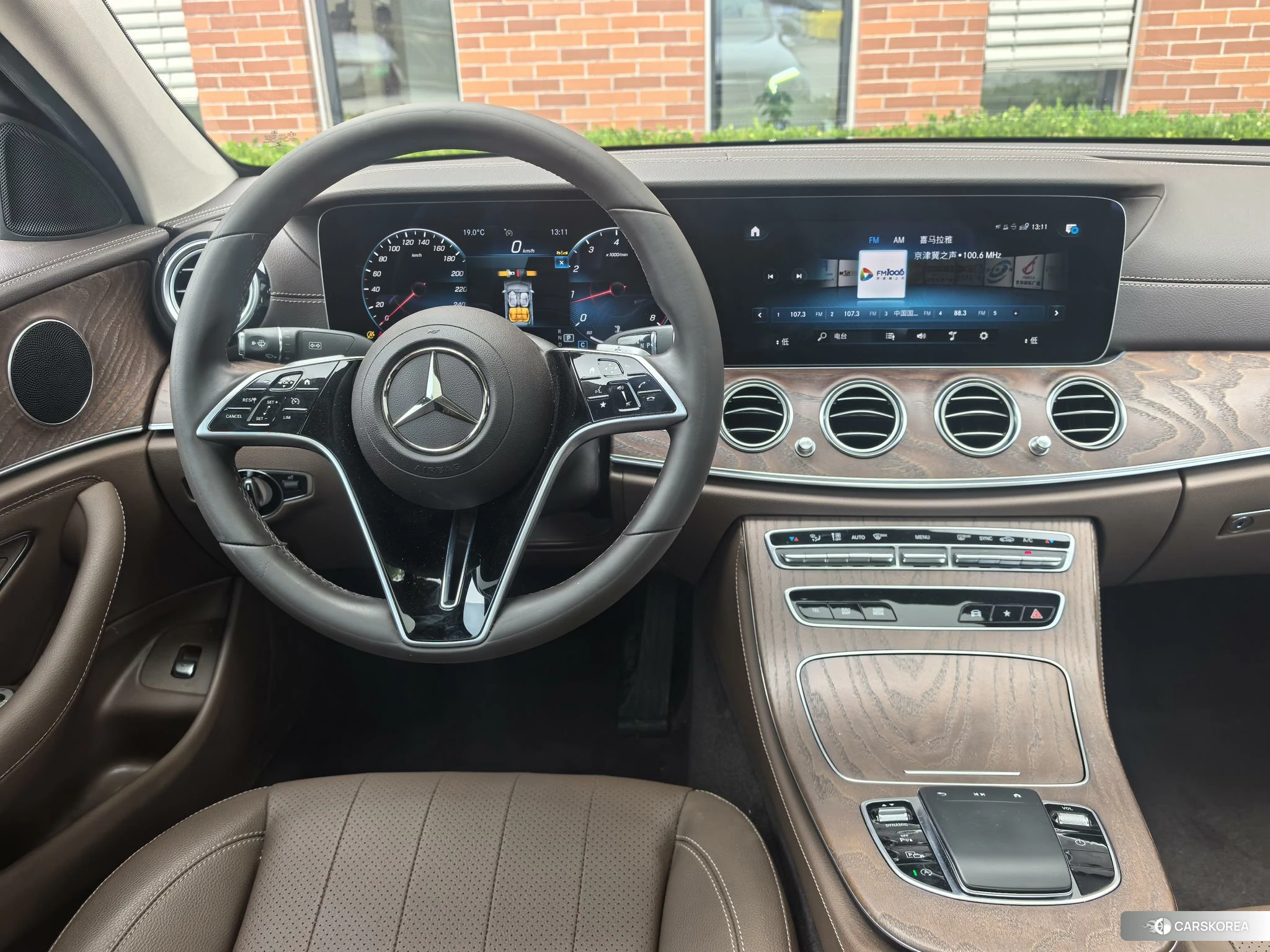 Mercedes-Benz E-class id 4426719 из Китая 23