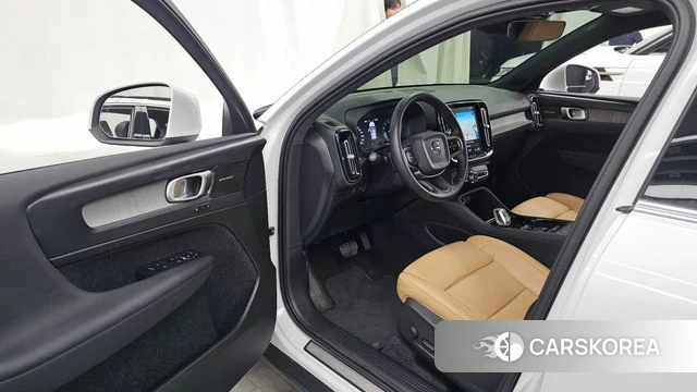 Volvo XC40 id 4470841 из Кореи 30