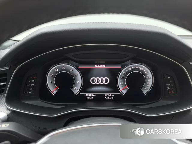 Audi A6L id 4307458 из Китая 17
