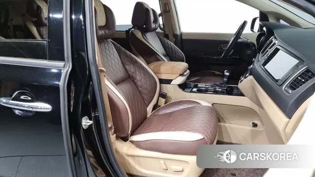 Kia The New Carnival id 3297331 из Кореи 20