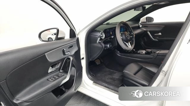 Mercedes-Benz A-Class W177 id 3941864 из Кореи 20