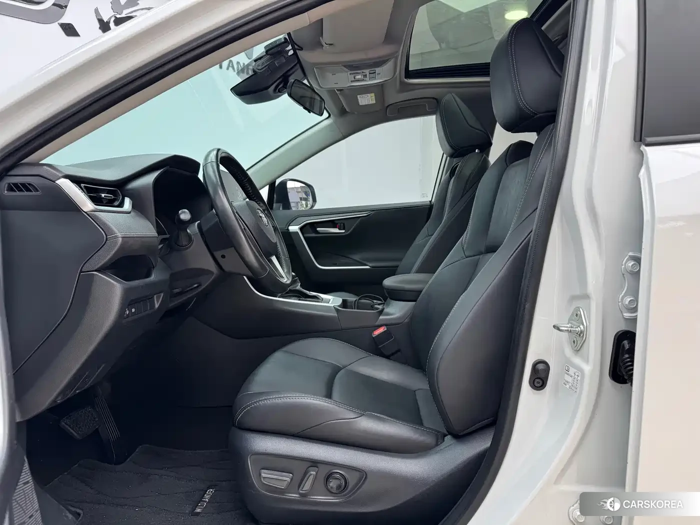Toyota Wildlander id 4628987 из Китая 25