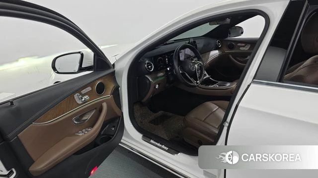 Mercedes-Benz E-Class W213 id 4179513 из Кореи 20