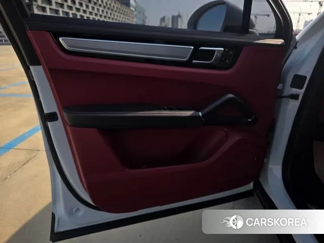 Porsche Cayenne (PO536) id 3776915 из Кореи 19