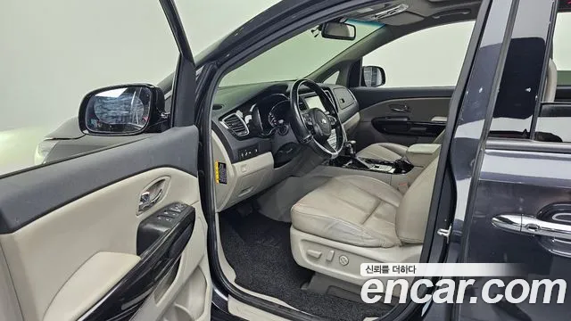 Kia The New Carnival id 2791550 из Кореи 20