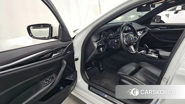 BMW 5 Series (G30) id 4728017 из Кореи 20
