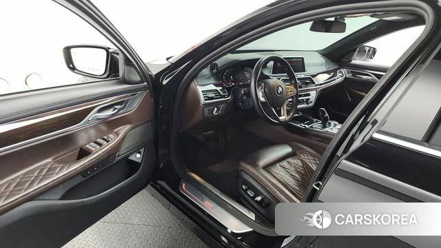 BMW 7 Series (G11) id 4519513 из Кореи 20