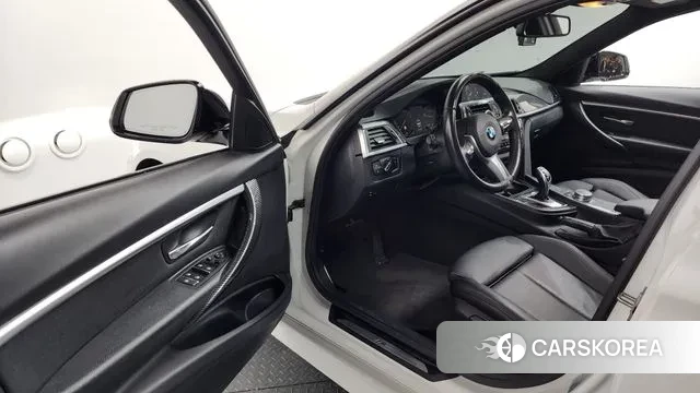 BMW 3 Series (F30) id 3772933 из Кореи 20