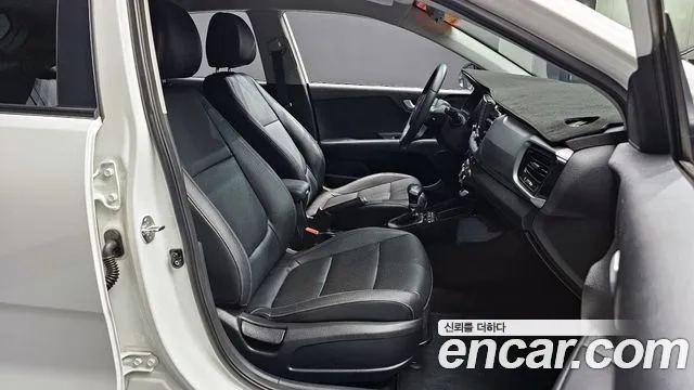 Kia Stonic id 2928494 из Кореи 20