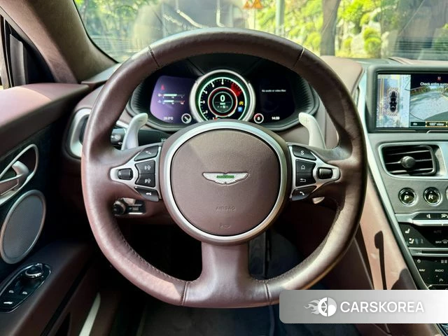 Aston Martin DB11 id 4687359 из Кореи 19