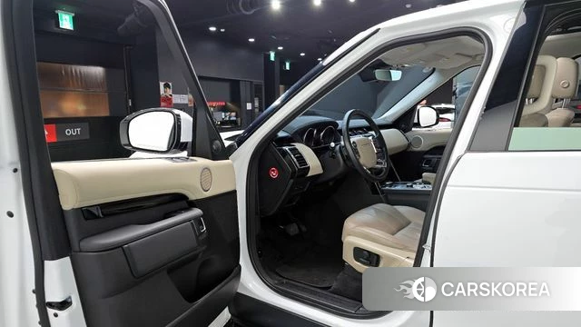 Land Rover Discovery 5 id 4203803 из Кореи 38