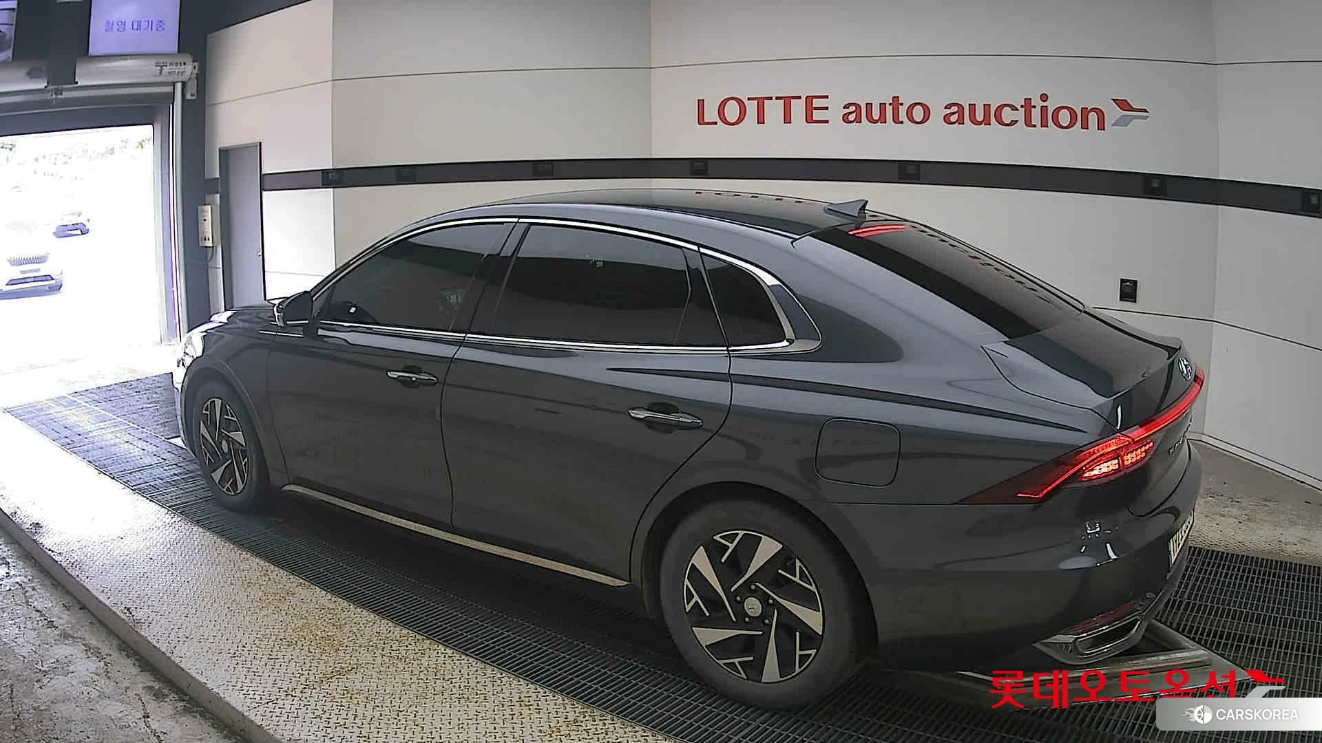 Hyundai Grandeur Hybrid id 4504382 из Кореи 38