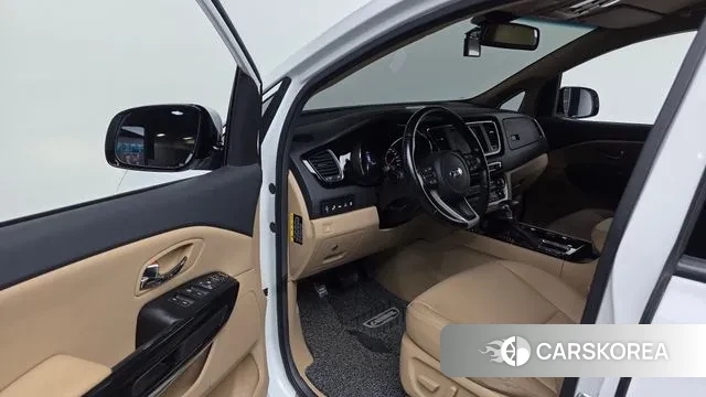 Kia The New Carnival id 3789642 из Кореи 20