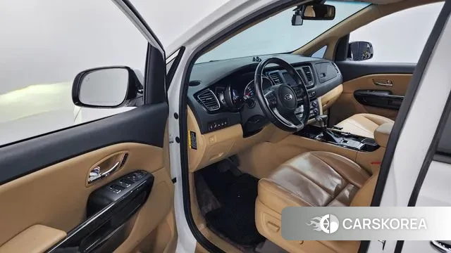 Kia The New Carnival id 3754003 из Кореи 20