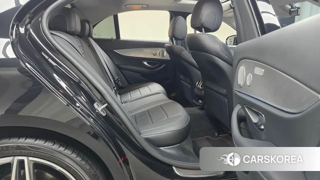 Mercedes-Benz E-Class W213 id 4615198 из Кореи 31