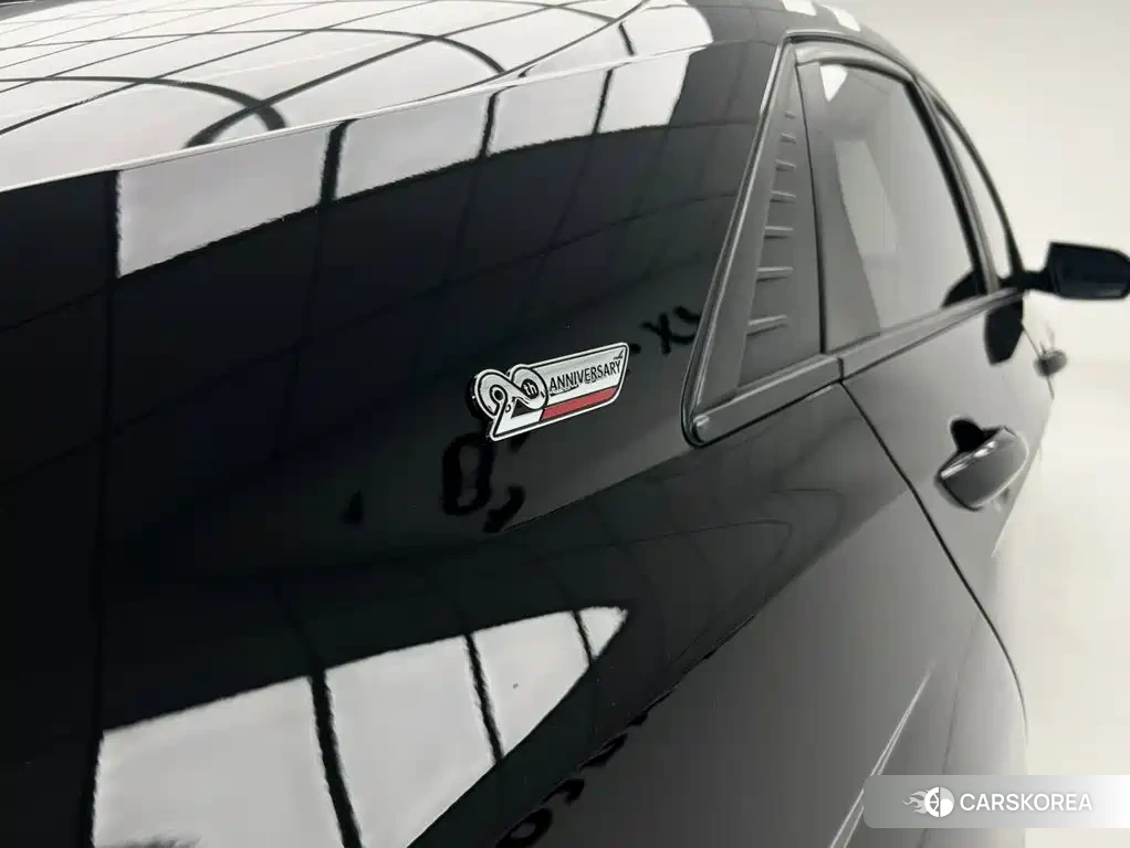 Hyundai Elantra id 4664641 из Китая 22