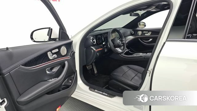 Mercedes-Benz E-Class W213 id 4749515 из Кореи 38