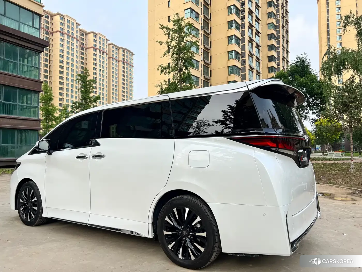 Toyota Vellfire id 4548361 из Китая 13