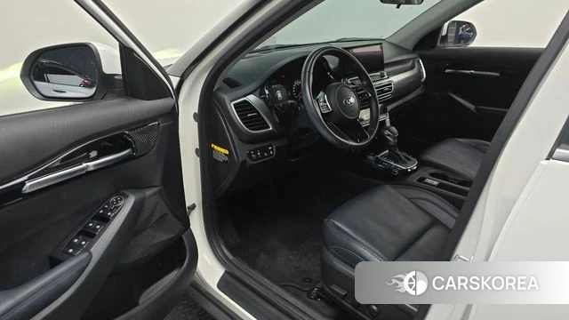 Kia Seltos id 4581445 из Кореи 19