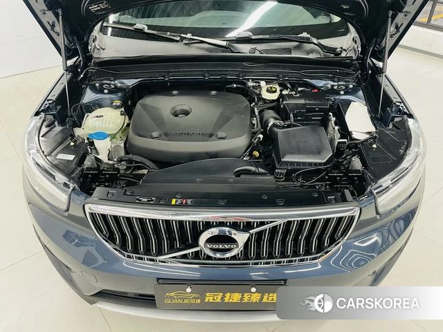 Volvo XC40 id 4211596 из Китая 17