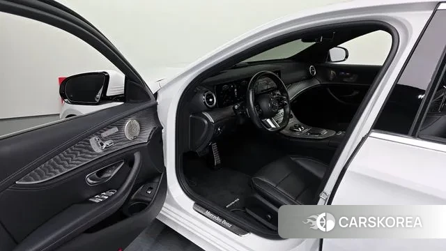Mercedes-Benz E-Class W213 id 3342864 из Кореи 20