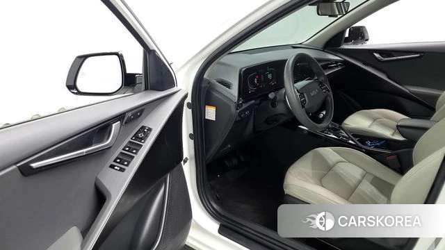Kia Di Ol Nu Niro id 4697143 из Кореи 31