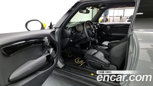 Mini Cooper Electric id 2744131 из Кореи 20