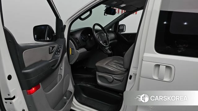 Hyundai The New Grand Starex id 4378170 из Кореи 30