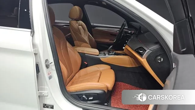 BMW 5 Series (G30) id 3254427 из Кореи 20