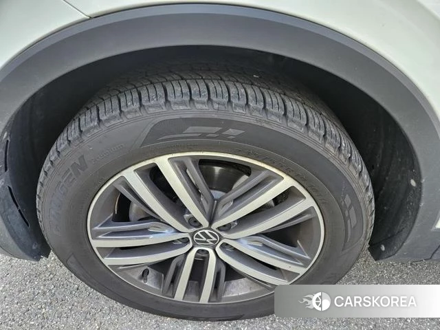 Volkswagen Tiguan Allspace id 4670643 из Кореи 10