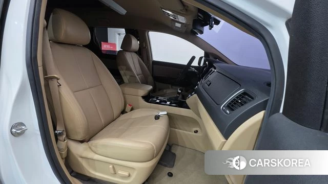 Kia The New Carnival id 3955613 из Кореи 20