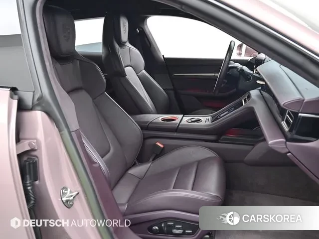 Porsche Taycan id 3317258 из Кореи 20